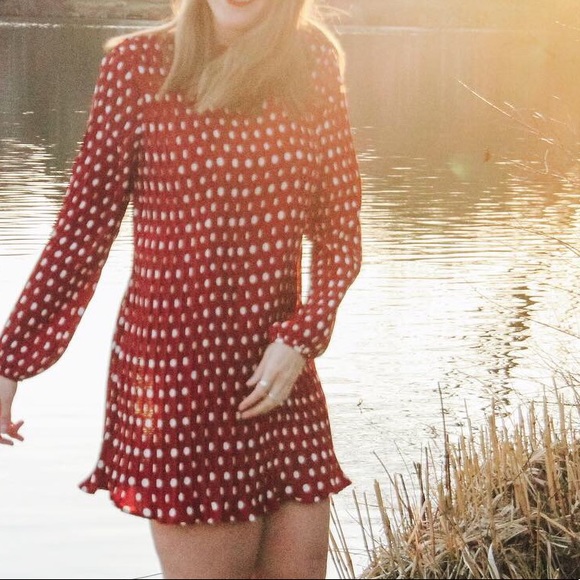 Lulus Dresses & Skirts - Pleated Polka Dot Dress
